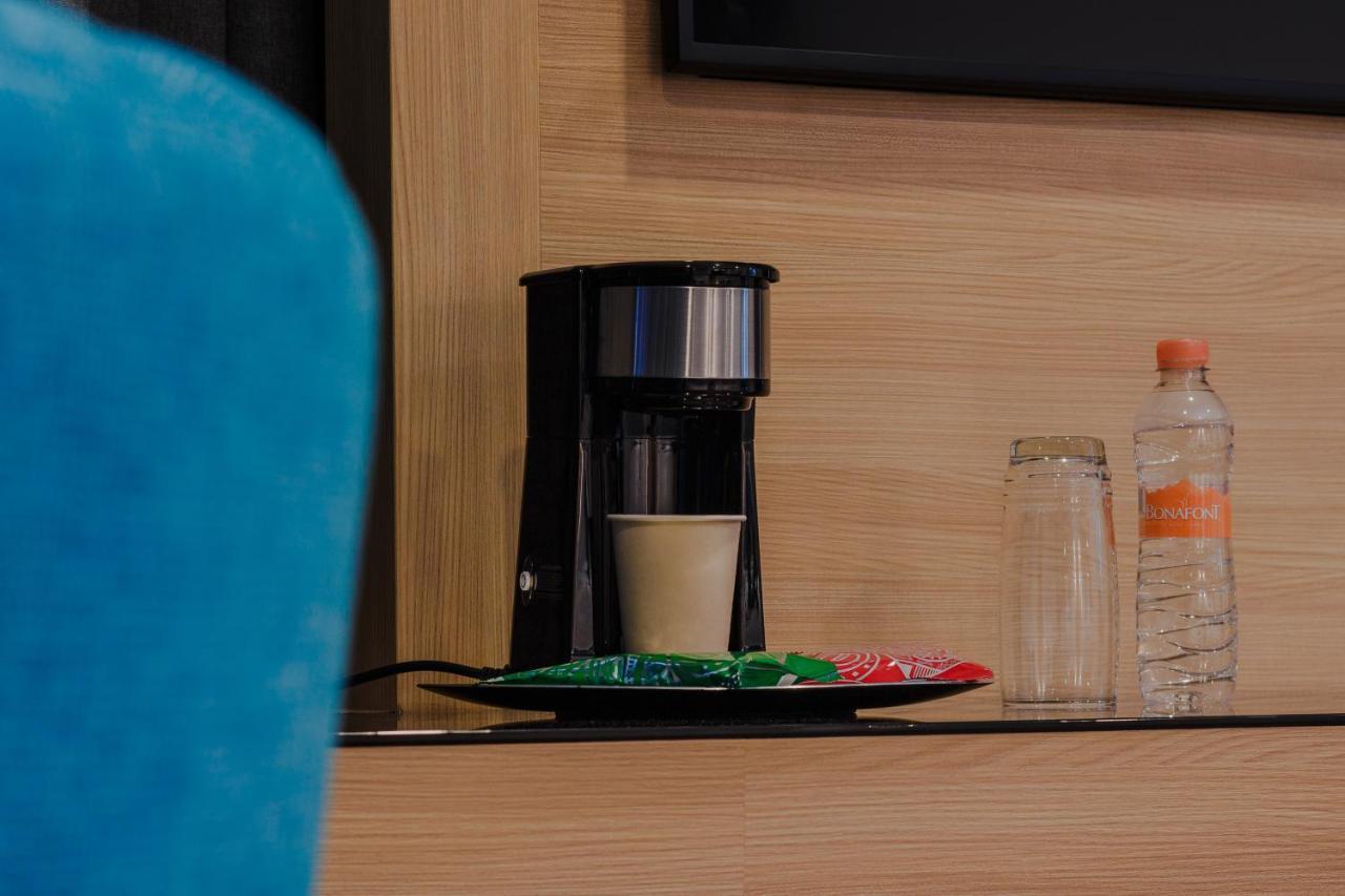 Hotel Kavia モンテレー エクステリア 写真
