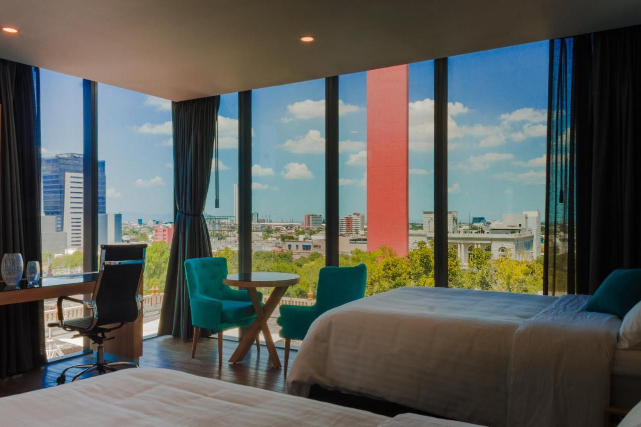 Hotel Kavia モンテレー エクステリア 写真