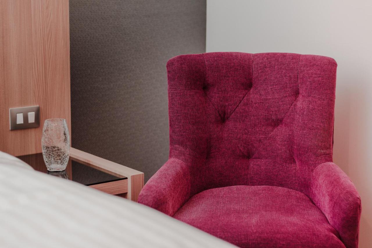 Hotel Kavia モンテレー エクステリア 写真